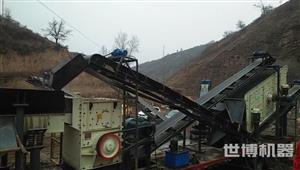 移动箱式一体破碎机工作视频客户现场